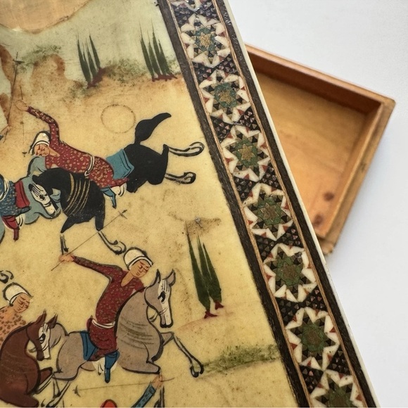 Vintage Persian Khatam Marquetry Polo Players Trinket Jewelry Box 6.5”x 4” - Picture 7 of 14
